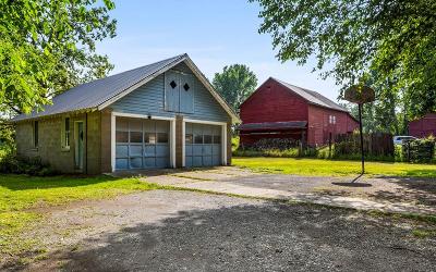 107 King Road, Julie & Co. Realty
