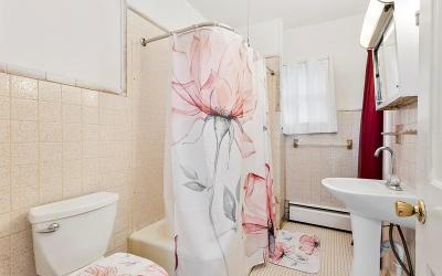 107 King Road, Julie & Co. Realty