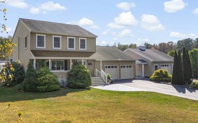 1624 Perth Road, Julie & Co. Realty