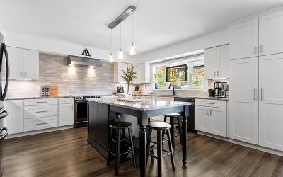 1624 Perth Road, Julie & Co. Realty