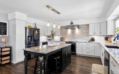 1624 Perth Road, Julie & Co. Realty