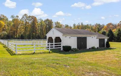 1624 Perth Road, Julie & Co. Realty