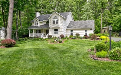 532 Acland Boulevard, Julie & Co. Realty