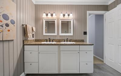 532 Acland Boulevard, Julie & Co. Realty
