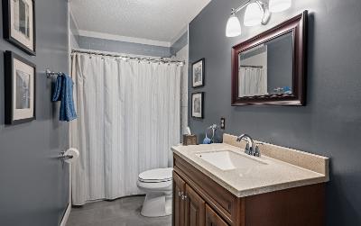 532 Acland Boulevard, Julie & Co. Realty