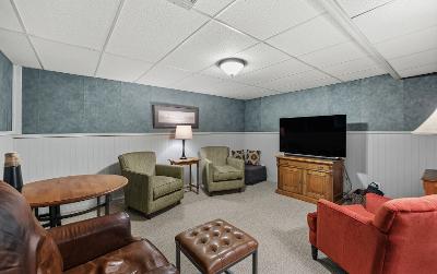 532 Acland Boulevard, Julie & Co. Realty