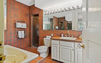 605 N. Broadway, Julie & Co. Realty