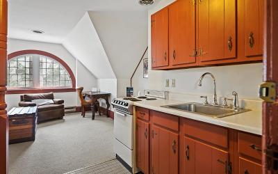 605 N. Broadway, Julie & Co. Realty