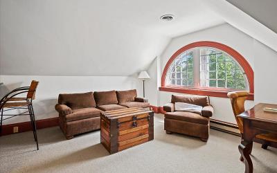 605 N. Broadway, Julie & Co. Realty