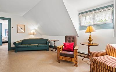 605 N. Broadway, Julie & Co. Realty