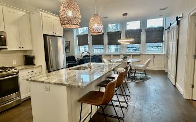 77 Van Dam #205, Julie & Co. Realty