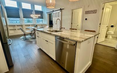 77 Van Dam #205, Julie & Co. Realty