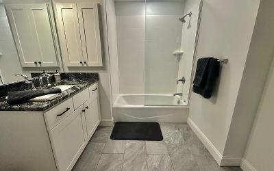 77 Van Dam #205, Julie & Co. Realty