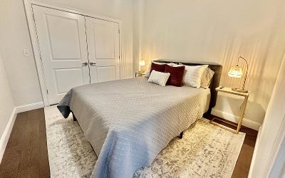 77 Van Dam #205, Julie & Co. Realty