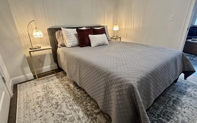 77 Van Dam #205, Julie & Co. Realty