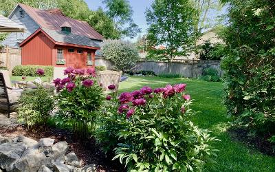32 York Avenue, Julie & Co. Realty