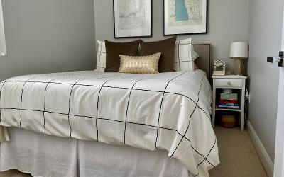 77 Van Dam #201, Julie & Co. Realty