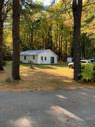 18 LaPeter Way, Julie & Co. Realty