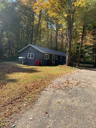 18 LaPeter Way, Julie & Co. Realty