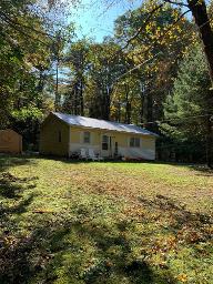 18 LaPeter Way, Julie & Co. Realty