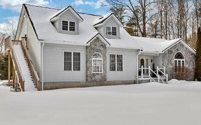 8 Greenfield Manor Road, Julie & Co. Realty