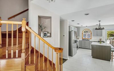 8 Greenfield Manor Road, Julie & Co. Realty