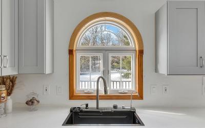 8 Greenfield Manor Road, Julie & Co. Realty