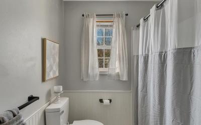 8 Greenfield Manor Road, Julie & Co. Realty