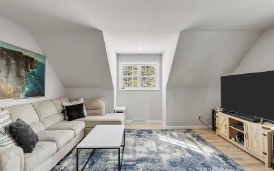 8 Greenfield Manor Road, Julie & Co. Realty