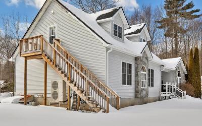 8 Greenfield Manor Road, Julie & Co. Realty