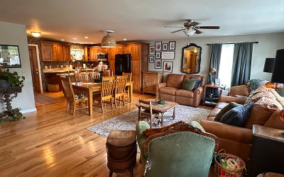 24 Mount Hope Avenue, Julie & Co. Realty