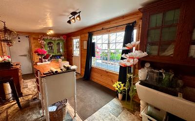 24 Mount Hope Avenue, Julie & Co. Realty