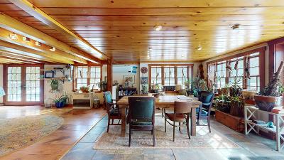 225 Fairy Lake Road, Julie & Co. Realty