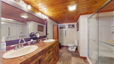 225 Fairy Lake Road, Julie & Co. Realty