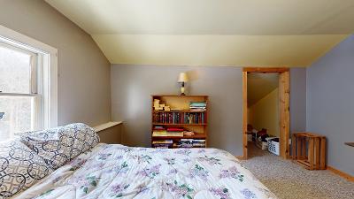 225 Fairy Lake Road, Julie & Co. Realty