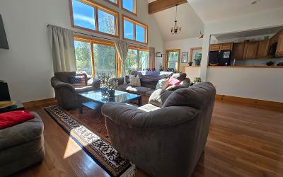 8 Abby Lane, Julie & Co. Realty