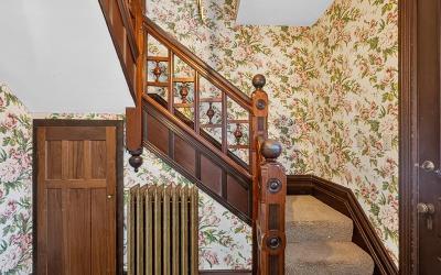 475 Glen Street, Julie & Co. Realty