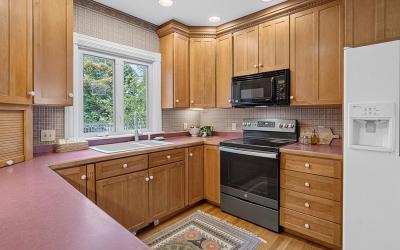 475 Glen Street, Julie & Co. Realty