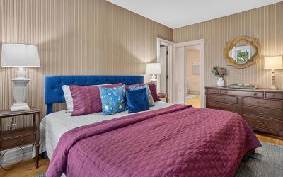 475 Glen Street, Julie & Co. Realty