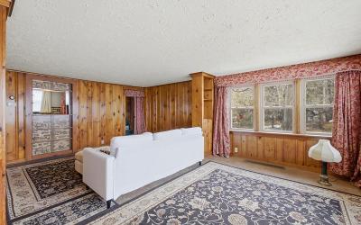 5518 Crooked Street, Julie & Co. Realty