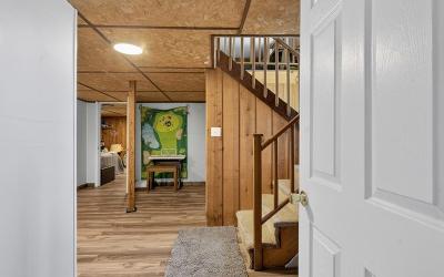 4386 Route 50, Julie & Co. Realty