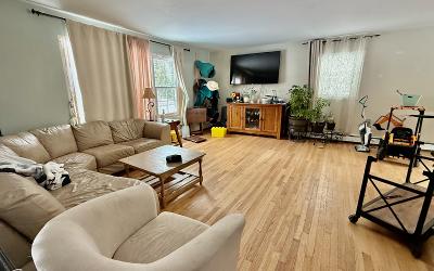 187 Spring Road, Julie & Co. Realty