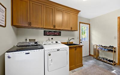59 Hearthstone Drive, Julie & Co. Realty