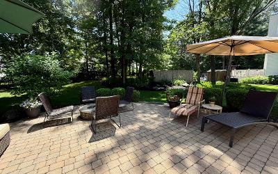 59 Hearthstone Drive, Julie & Co. Realty