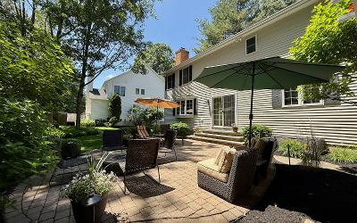 59 Hearthstone Drive, Julie & Co. Realty