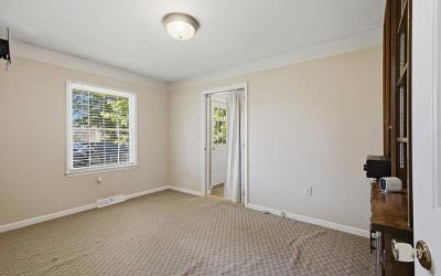 8 Medical Arts Lane, Julie & Co. Realty
