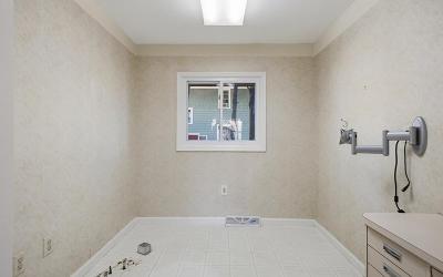 8 Medical Arts Lane, Julie & Co. Realty