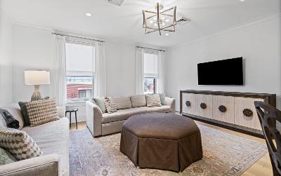 19 Washington Street, Unit #565, Julie & Co. Realty