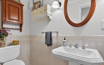 9 Luzerne Place, Julie & Co. Realty