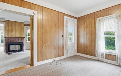 5 Water Street, Julie & Co. Realty